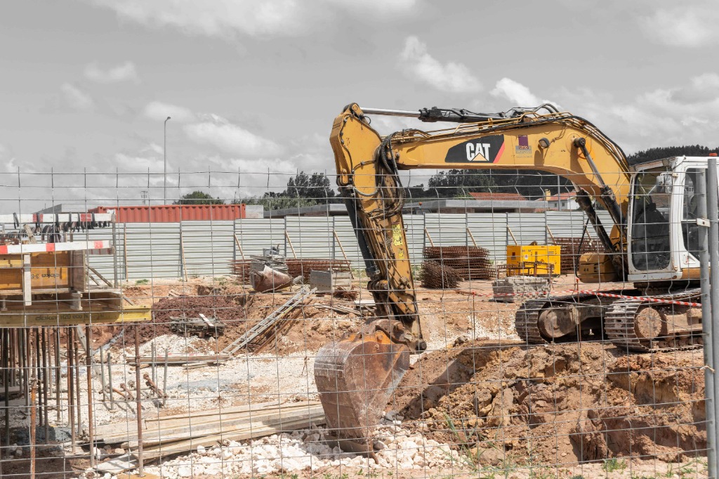 Oroszlan Nigeria Limited Heavy Earthmoving & Site Preparation Operations